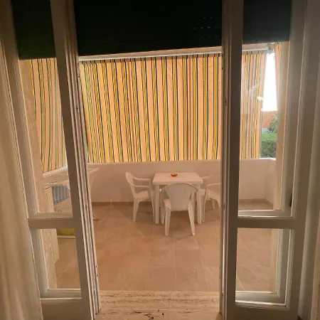 Casa Comoda A Due Passi Dal Mare Apartmán *